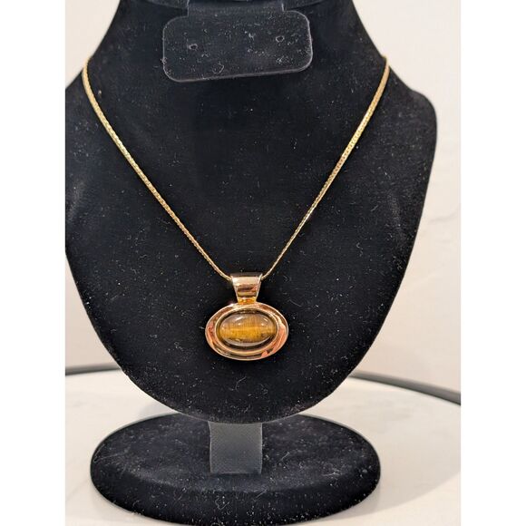 ROMAN Tiger’s Eye Pendant Necklace – Gold Tone, 22" Chain, Vintage - Picture 2 of 5